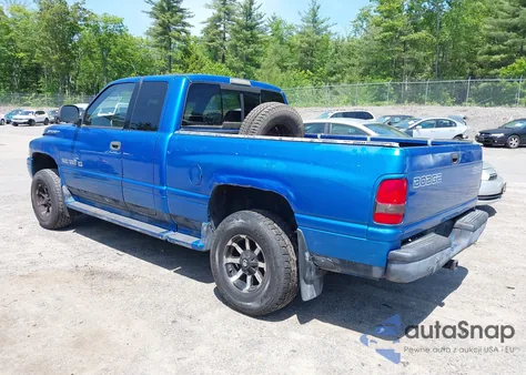 2001 Dodge Ram 1500 St из США, поврежденный, VIN 1B7HF13Z11J192882